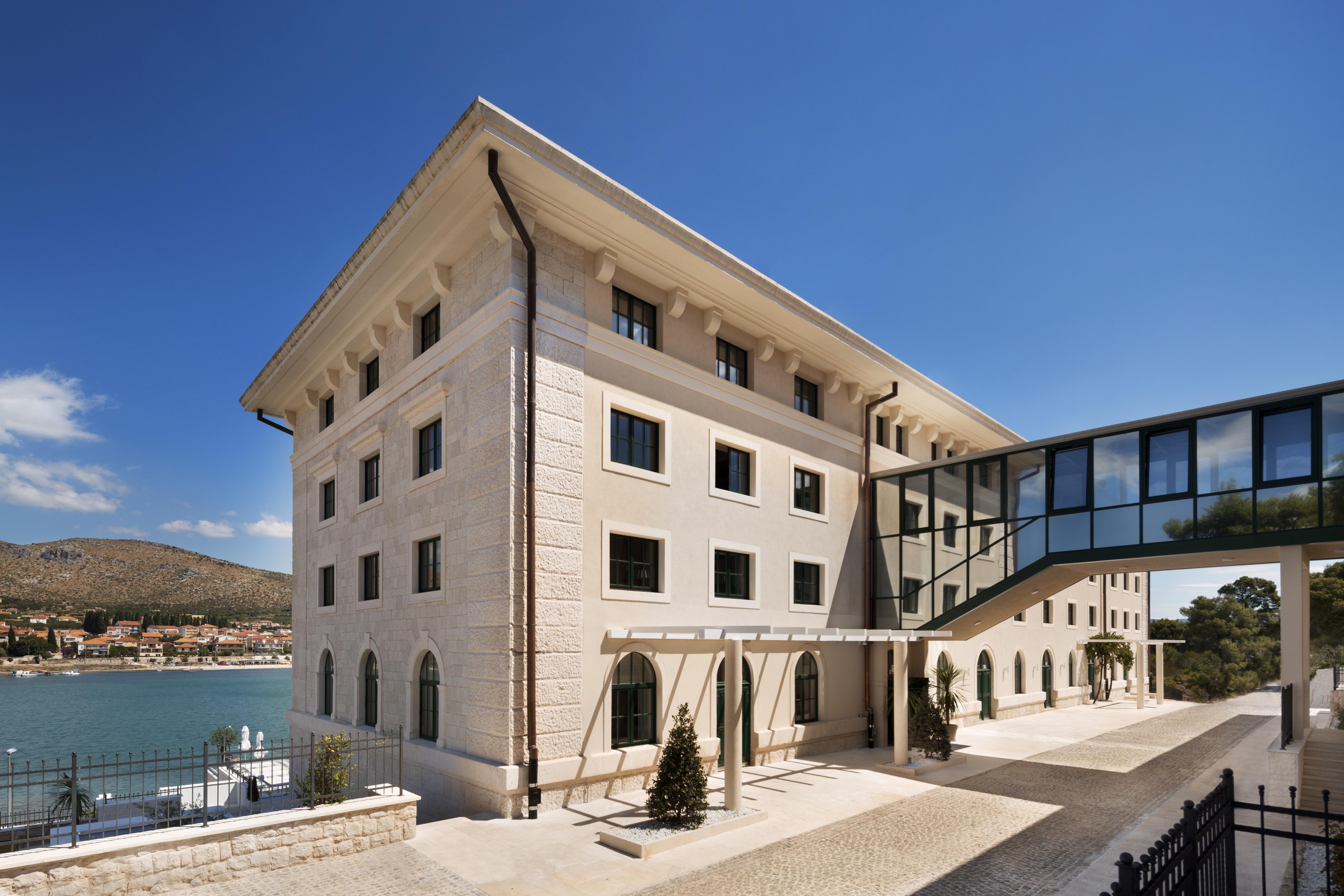 Hotel Brown Beach House & Spa Trogir Dış mekan fotoğraf